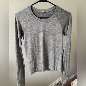 Lululemon Swiftly Tech Long Sleeve 2.0 Race Length